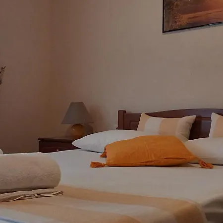 Maridatis Apartment *
